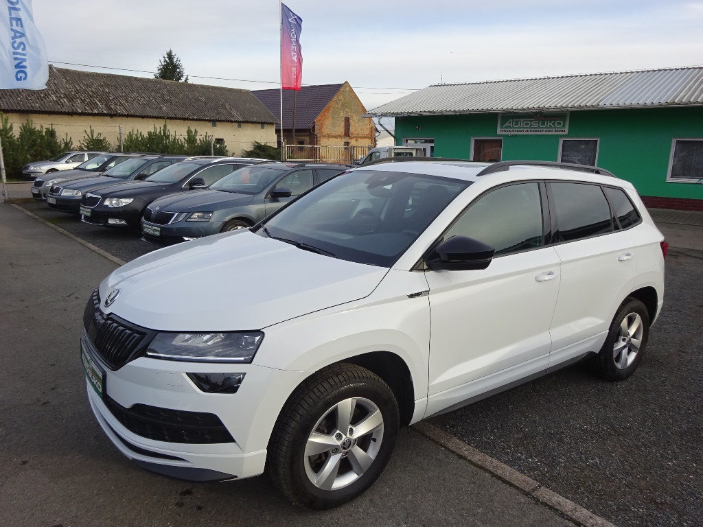 KAROQ SPORT Line 2,0 TDI 110kW DSG 4x4 - 2022 - 1.Majitel !